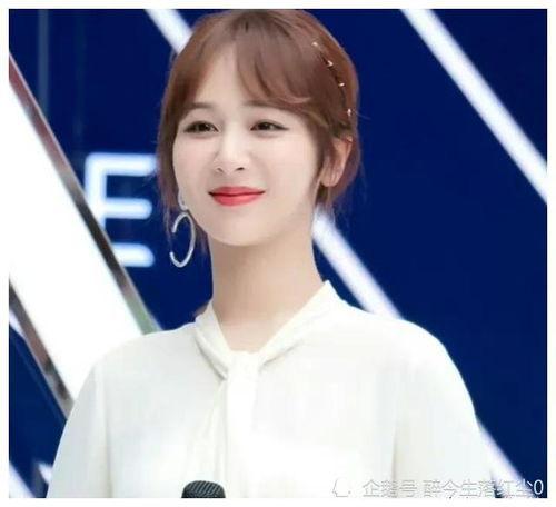 娱乐圈吃瓜熊姐是谁啊,娱乐圈神秘“吃瓜熊姐”身份揭秘